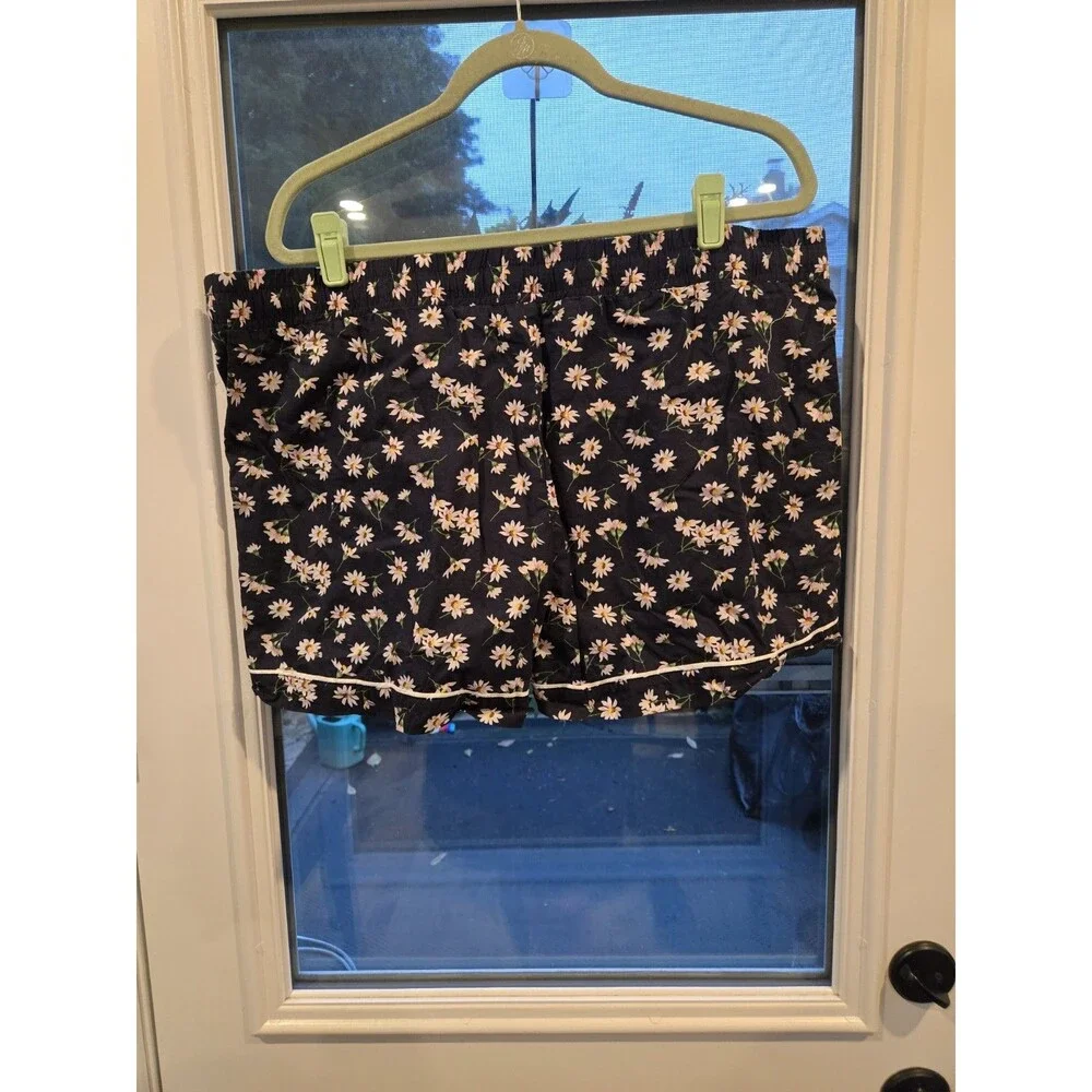 Vera Bradley Short-Sleeved Pajama Set *Falling Daisies* Women's XL